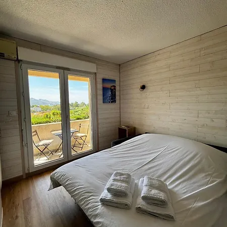 Di Legnu A Saint-florent Apartman *